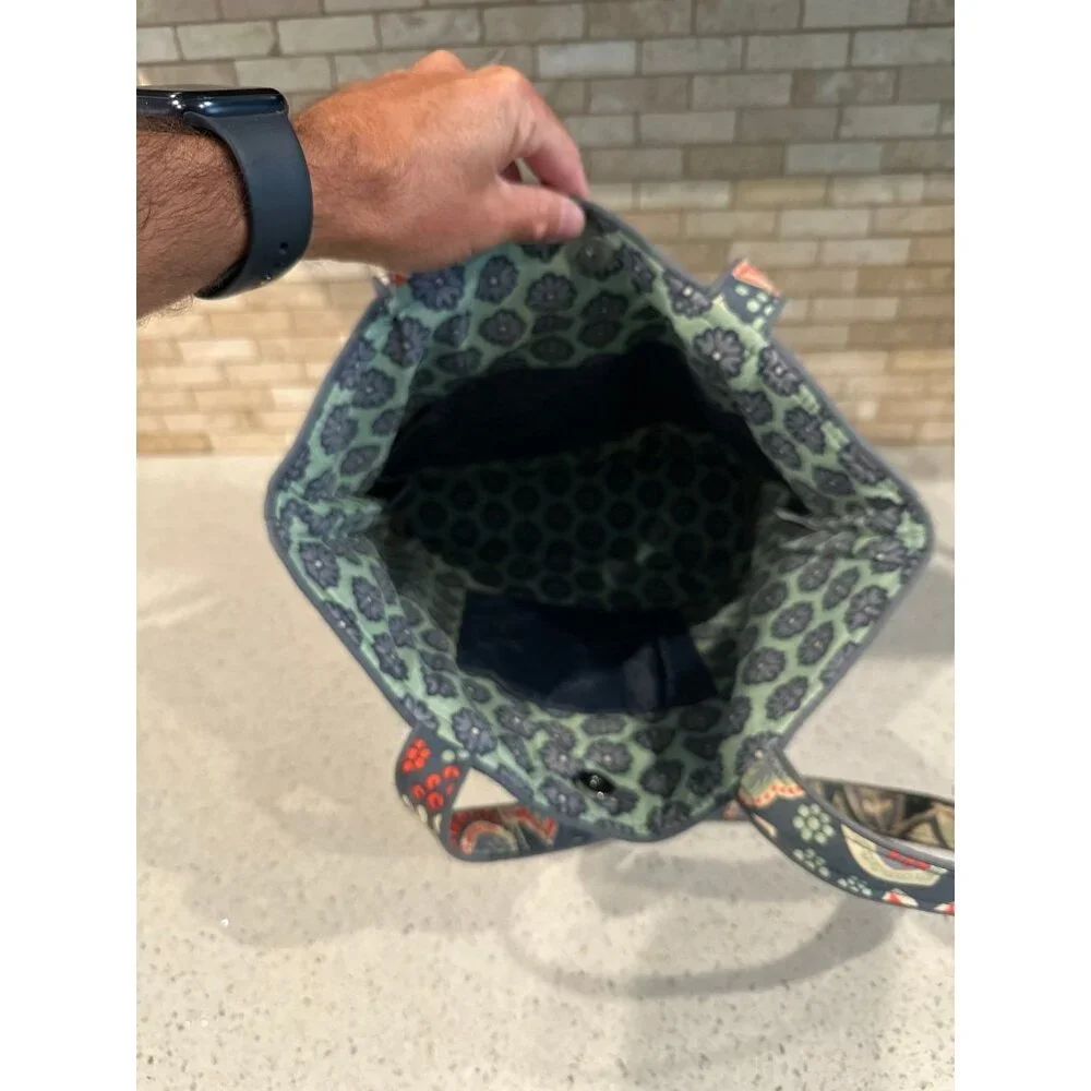 Vera Bradley Tote Bag Floral, Gray, Green, Coral‎